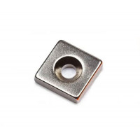 Магніт під потай 12x12x3mm 7/3 х 1 отвер.