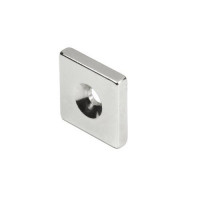 Магнит под потай 20x20x3mm 7/3 х 1 отвер.
